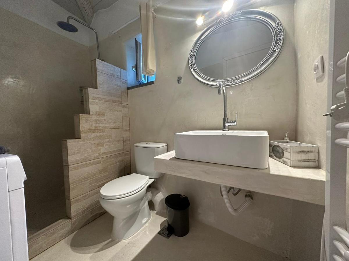 Richie's Sea View Romantic Residences * Ipsila