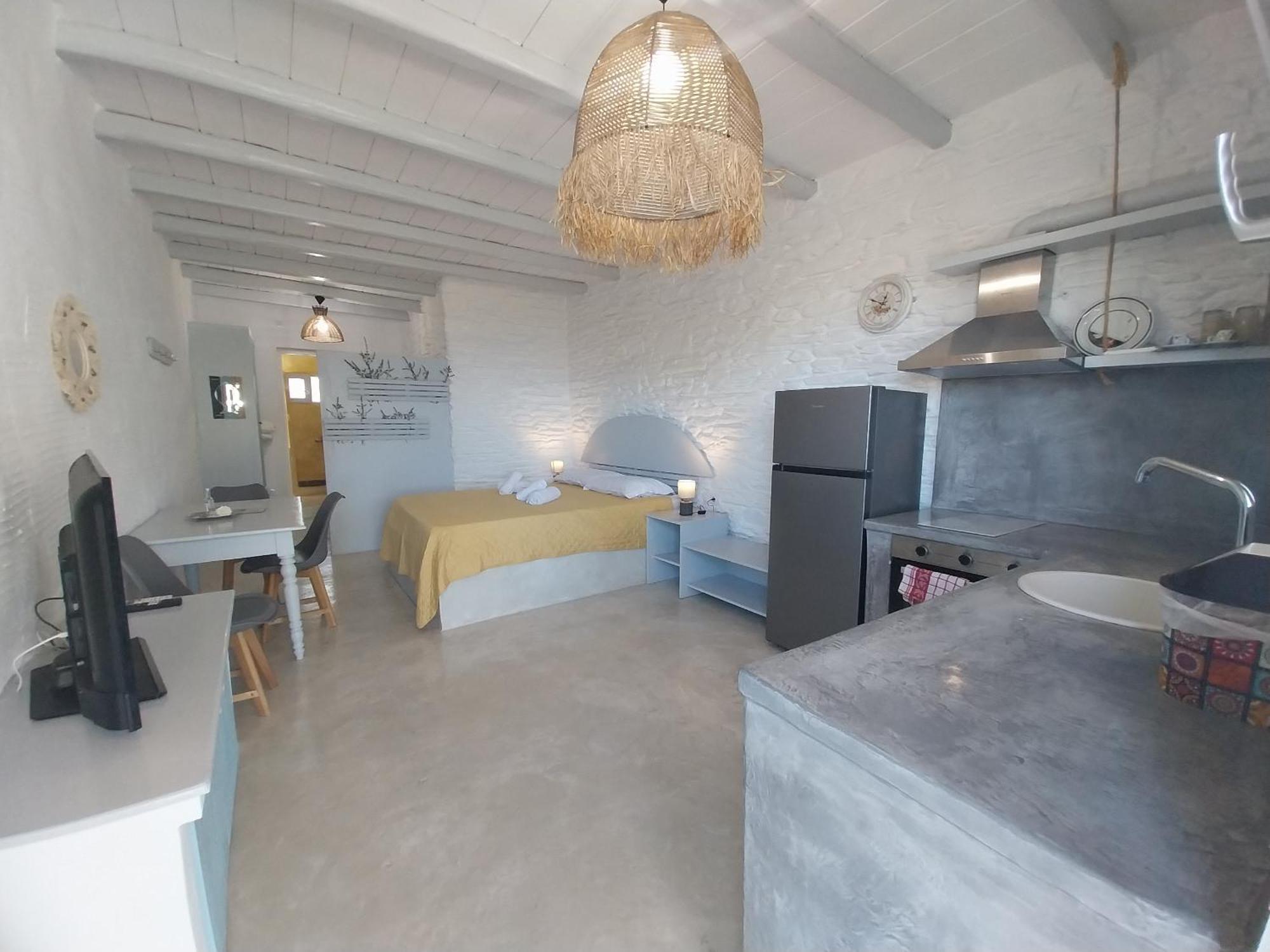 Richie's Sea View Romantic Residences Apartment